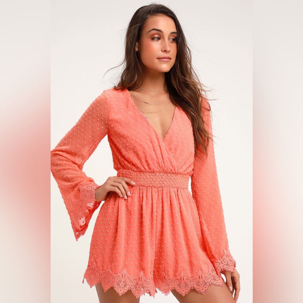 NWOT Lulus Bell Sleeve Romper